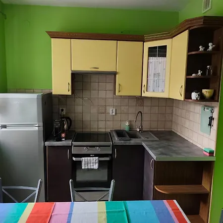 Apartment Wyszynskiego 32m16 *